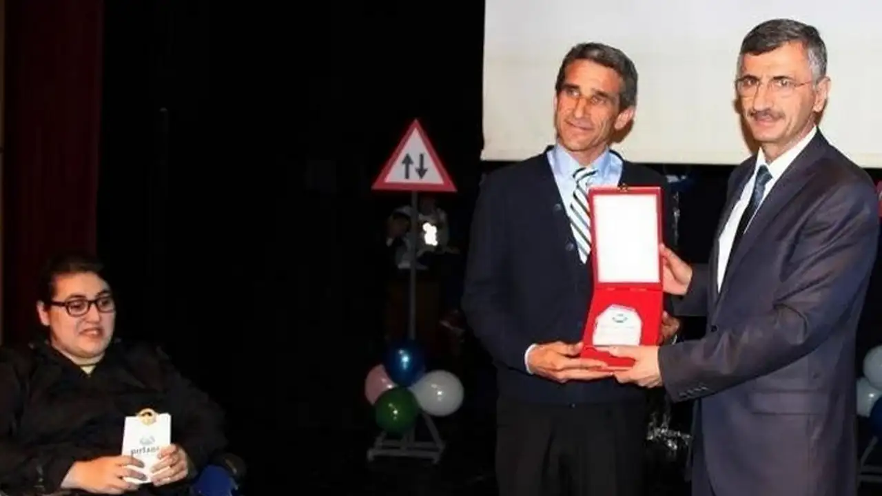 rizede-aci-olay-yilin-soforu-secilen-isim-balkondan-duserek-hayatini-kaybetti