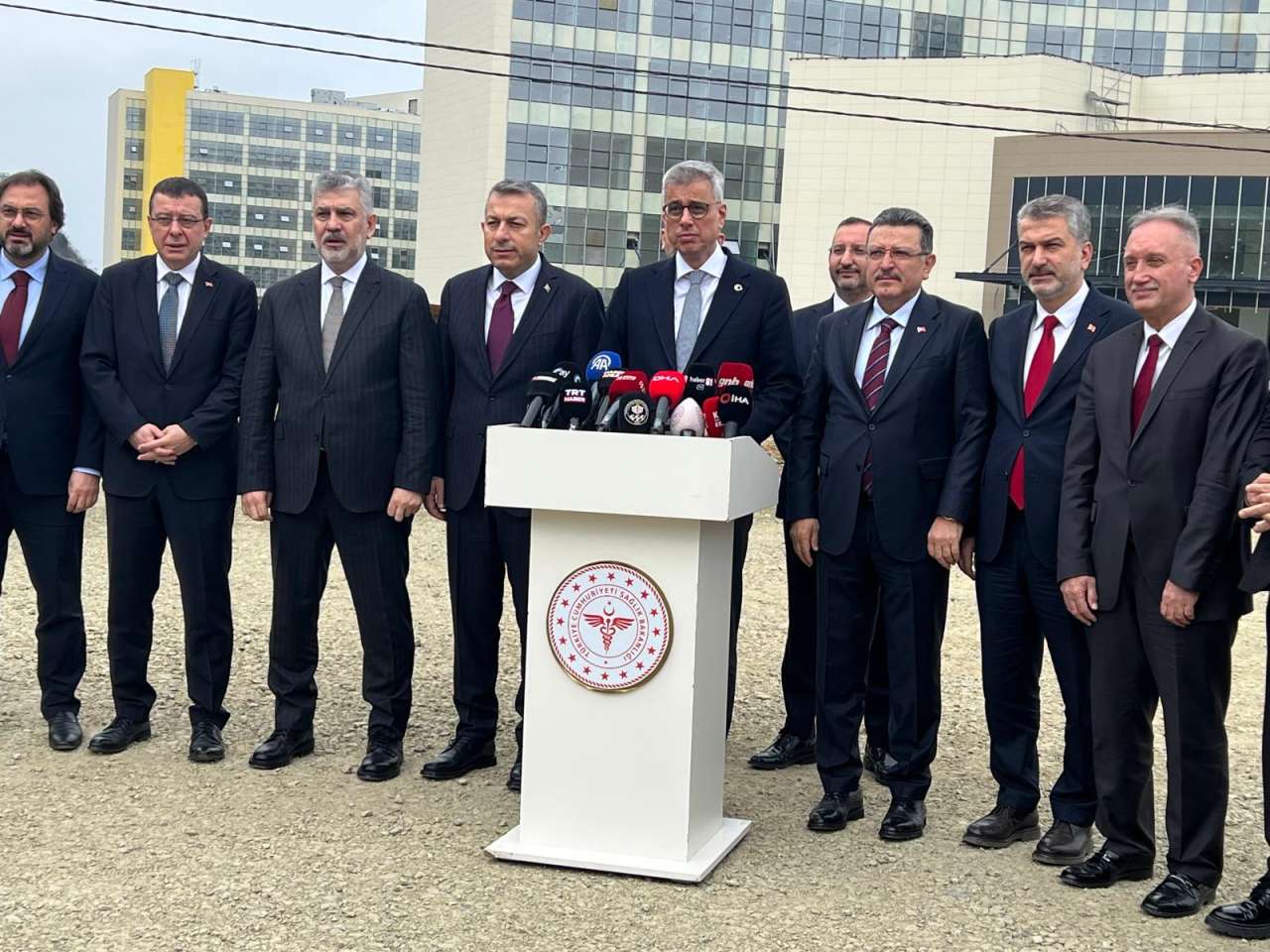 saglik-bakani-kemal-memisoglu