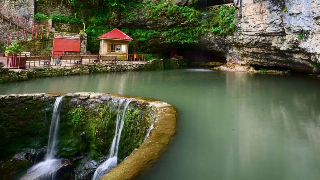 trabzonda-bayramda-muzelerin-ziyaret-saatleri-aciklandi