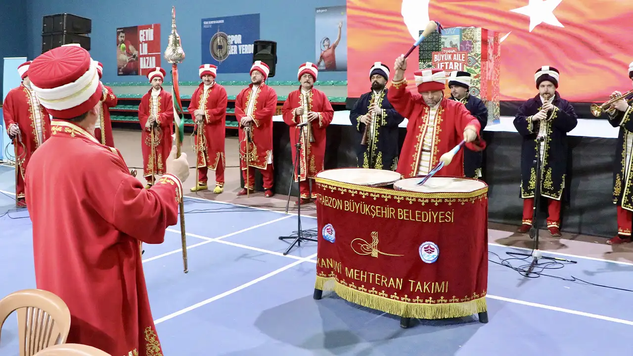 tugva-trabzonda-buyuk-aile-iftari-programi-duzenledi