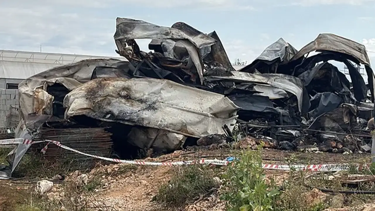 anne-ile-5-cocugunu-hayattan-koparan-yanginin-nedeni-belli-oldu-yurek-yakan-detay