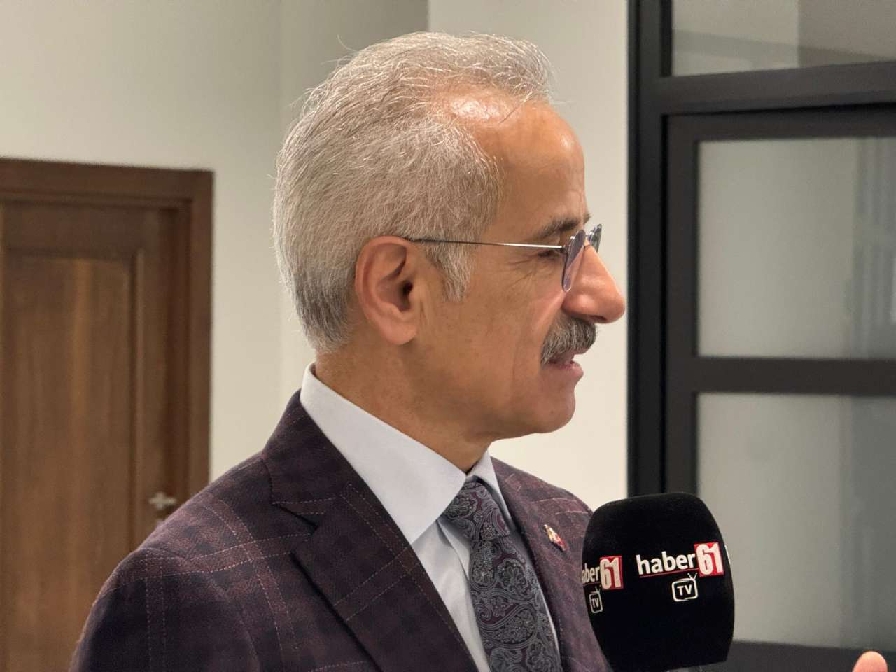 bakan-uraloglundan-haber61-araciligi-ile-bayram-mesaji-kurallara-uyalim