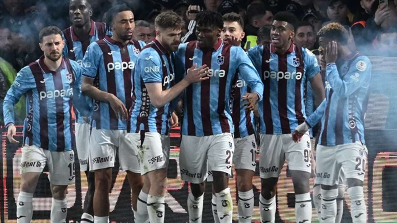 trabzonsporda-sampiyonluk-hesabi-mi-yapiliyor