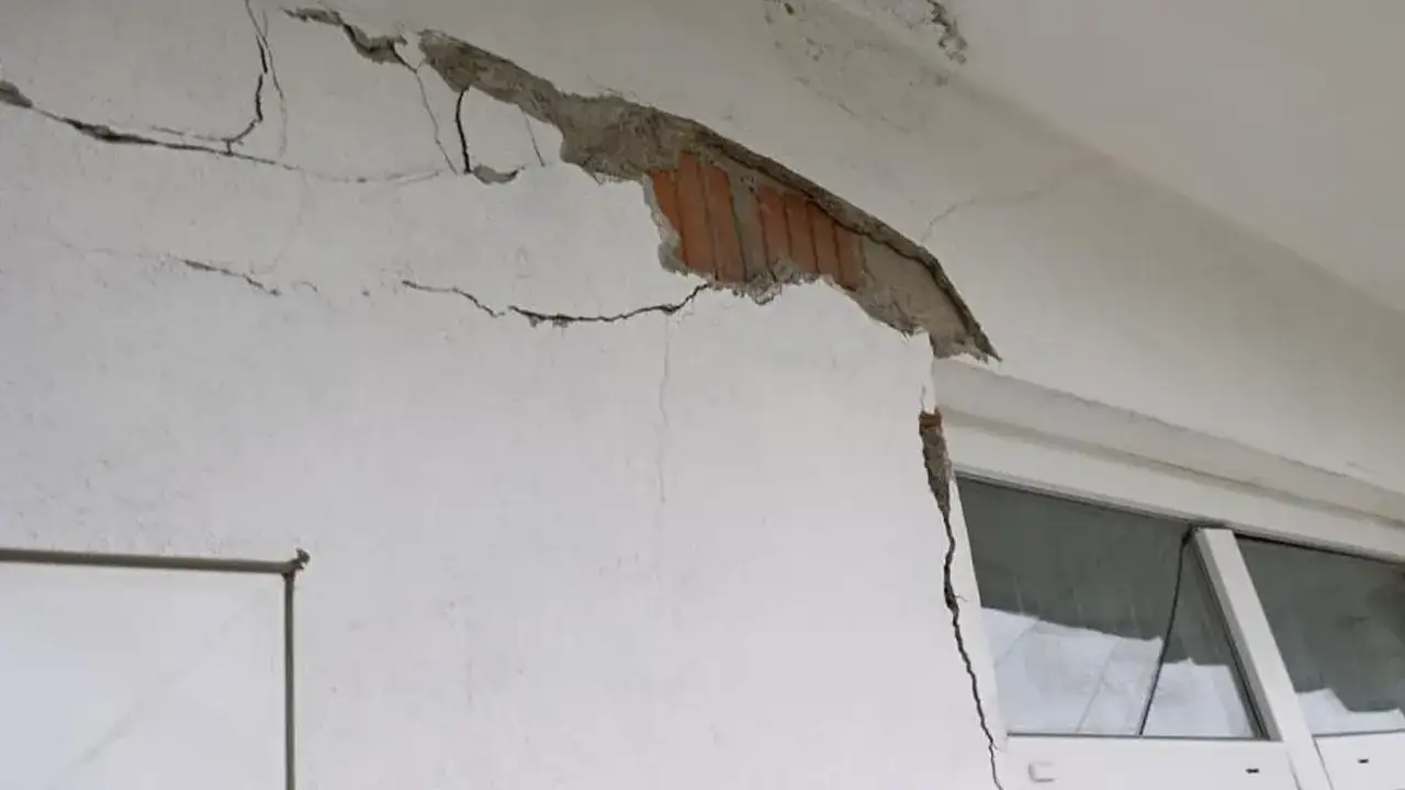 orduda-korku-dolu-and