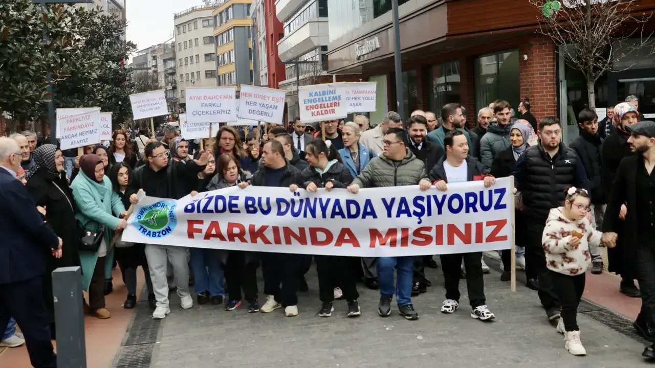 trabzonda-anlamli-yuruyus-down-sendromu-farkindaligi-icin-bir-araya-geldiler