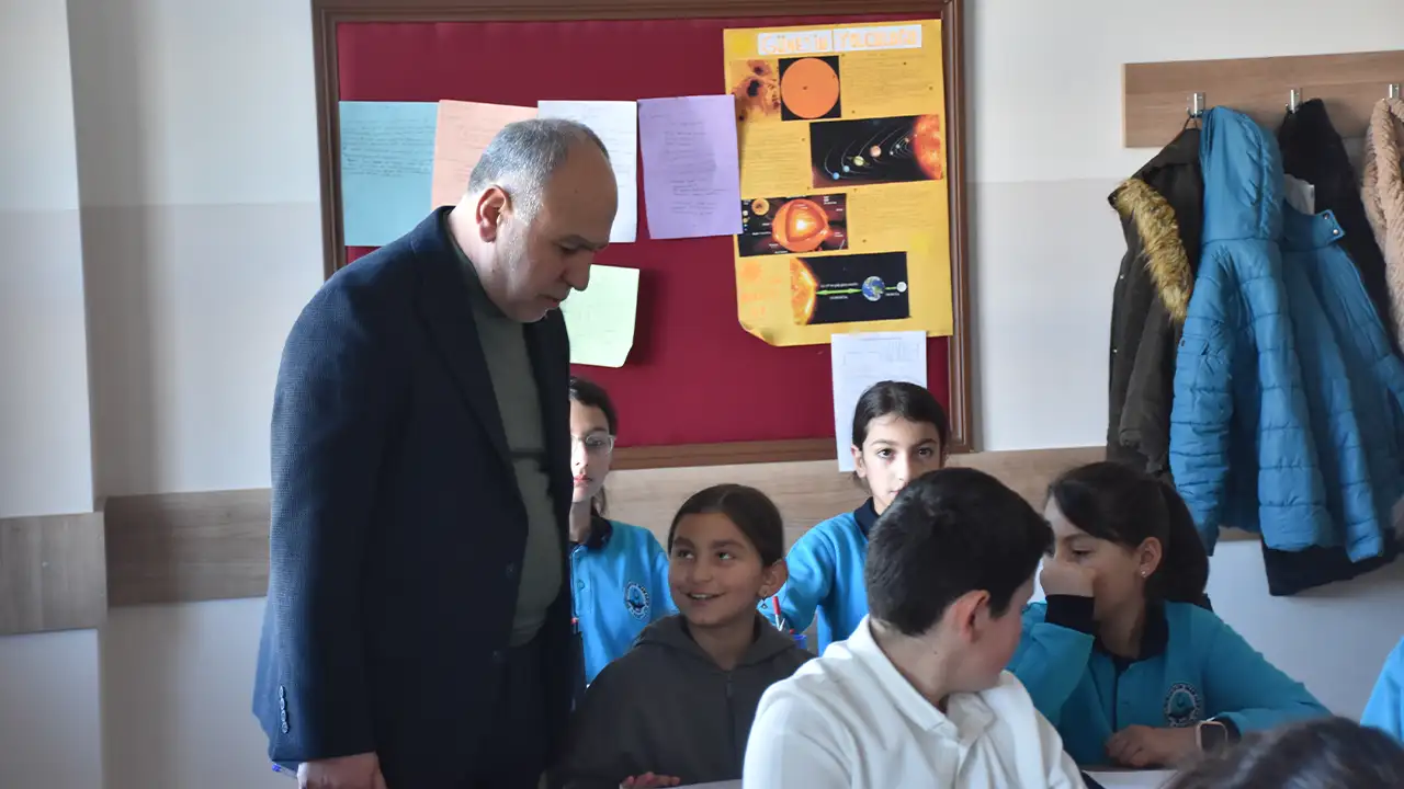 gumushanede-ilham-veren-donus-ayni-okulda-bu-kez-mudur