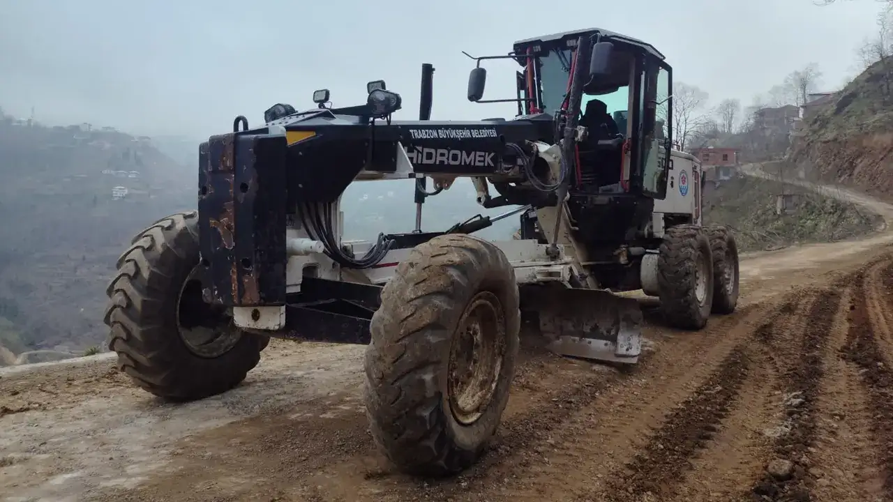 trabzonda-ulasimda-buyuk-donusum-18-ilcede-yogun-calisma