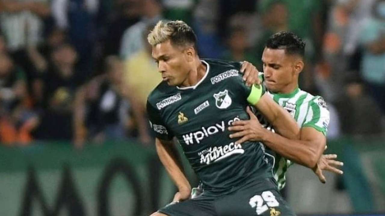 trabzonspordan-olayli-ayrilmisti-40-yasinda-da-gollerine-devam-ediyor