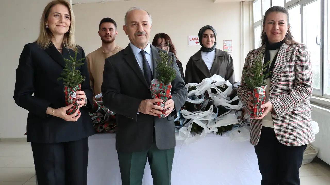 trabzon-universitesinde-mavi-yesil-donusum-festivali-duzenlendi