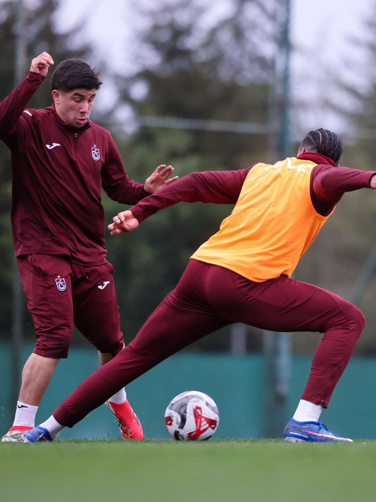 trabzonsporda-fatih-tekke-kararini-verdi-oulai-yerine-kim-oynayacak