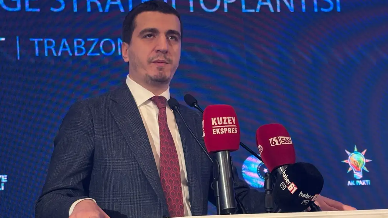 ak-parti-dogu-karadeniz-toplantisi-trabzonda-basladi-yol-haritasi-cizilecek