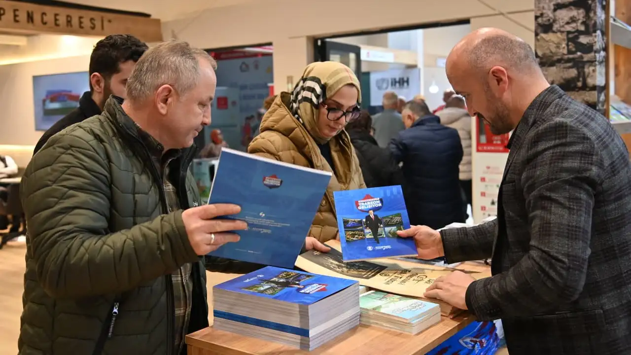 trabzon-buyuksehir-standina-istanbulda-yogun-ilgi