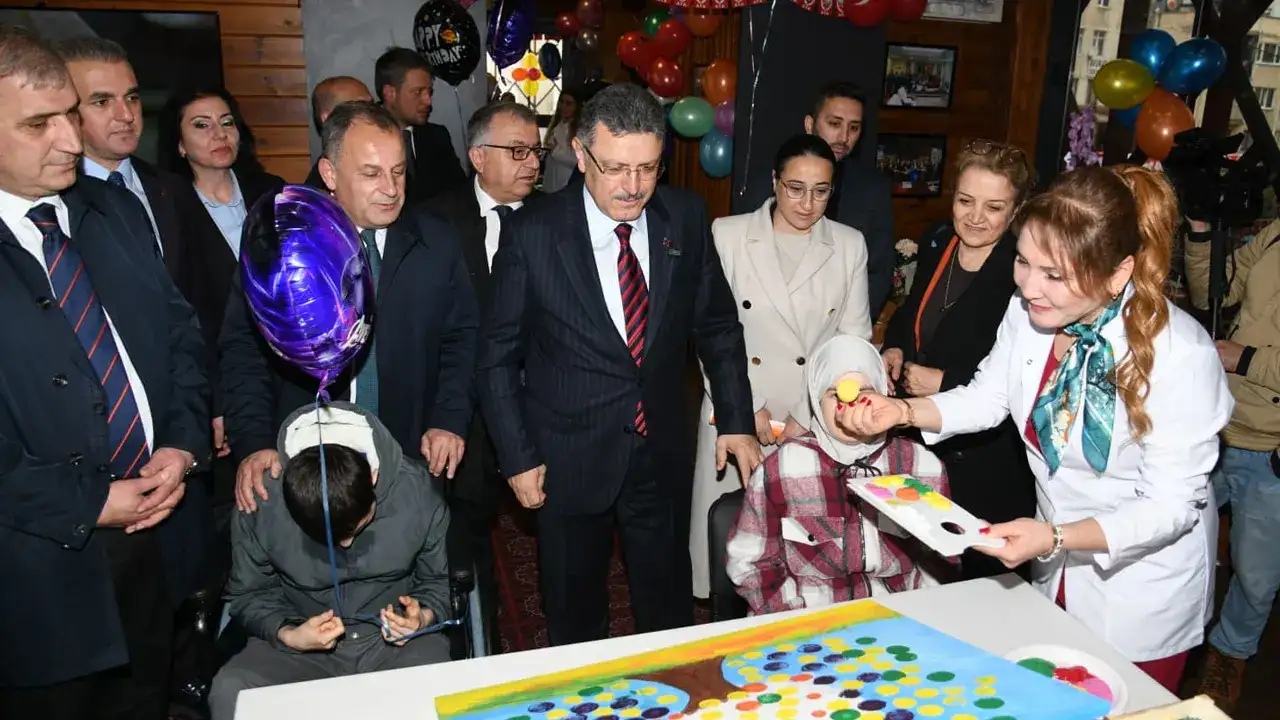 trabzonda-engelsiz-yasam-parki-acildi-yeni-projeler-yolda