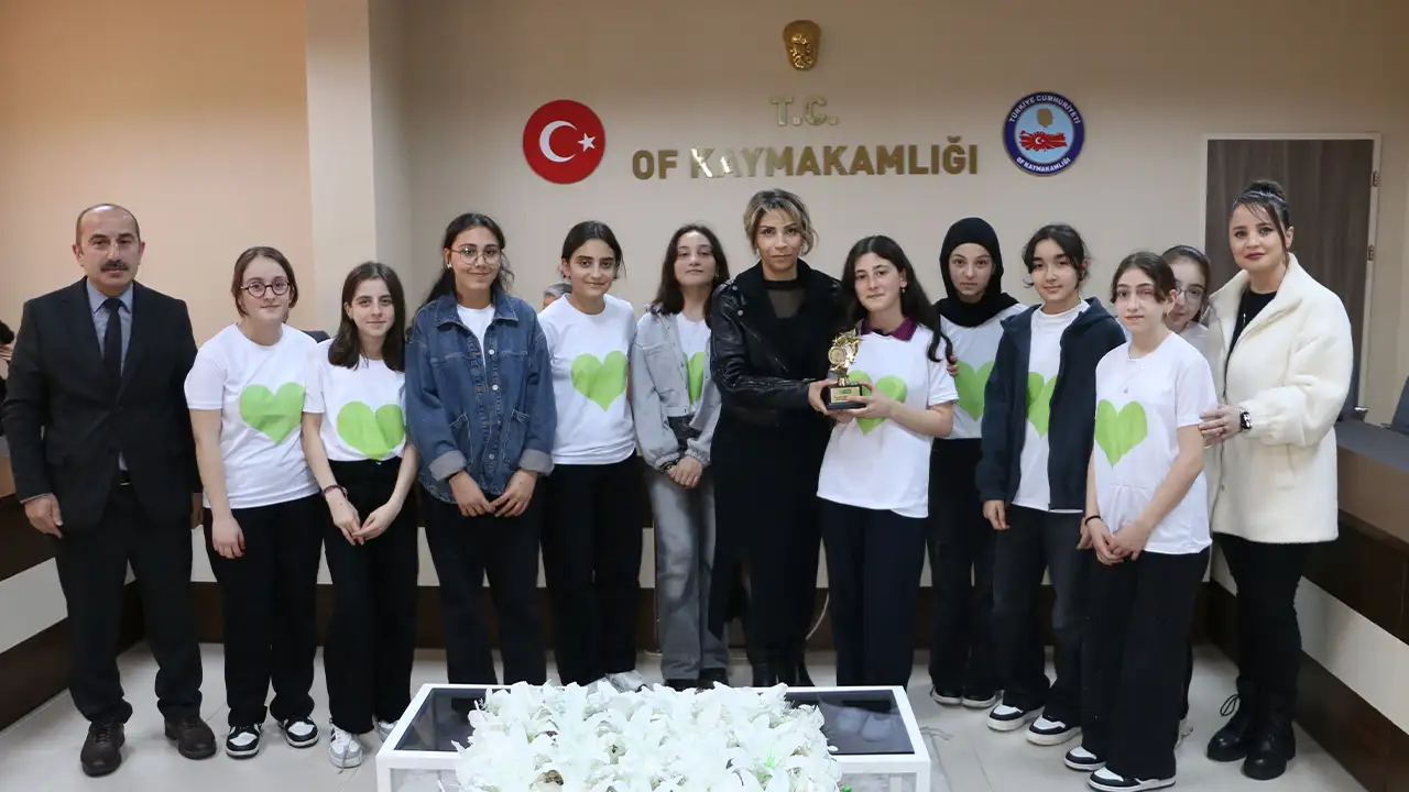 ofta-bagimlilikla-mucadele-yarismasinda-dereceye-girenler-odullendirildi