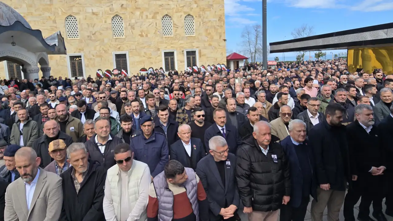 bulancak-belediye-baskani-necmi-sibicin-babasi-defnedildi