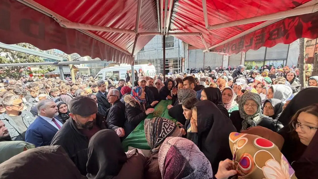 giresunda-organlari-bagislanan-tuana-torun-son-yolculuguna-ugurlandi