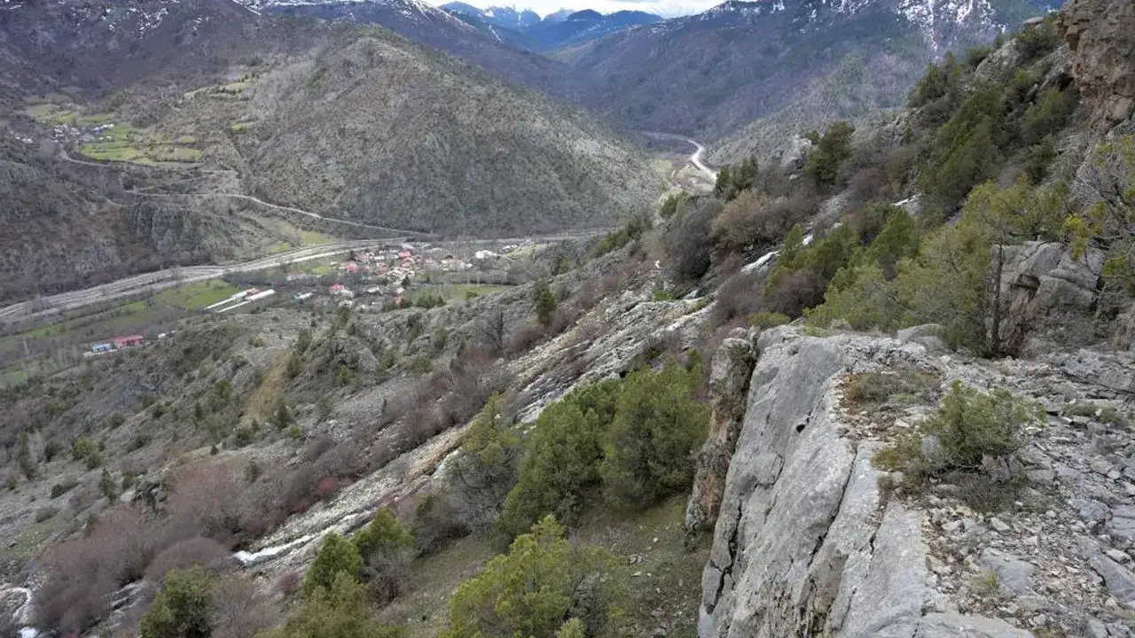 gumushanede-doga-harikasi-15-gun-akip-kaybolan-gizemli-sular