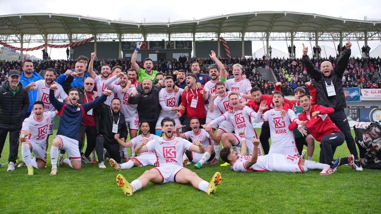 helal-olsun-size-sampiyon-sebat-genclikspor