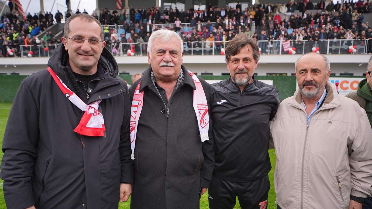 helal-olsun-size-sampiyon-sebat-genclikspor