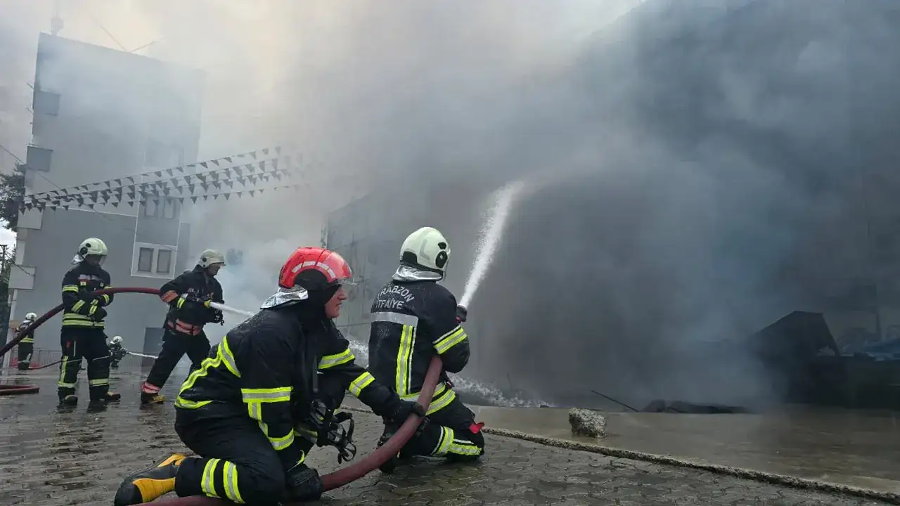 trabzonda-itfaiyeden-yogun-mesai-10-bin-61-olaya-mudahale