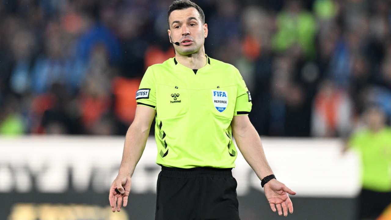 trabzonsporda-baris-alper-pozisyonu-gundem-oldu-eski-hakemler-ates-puskurdu