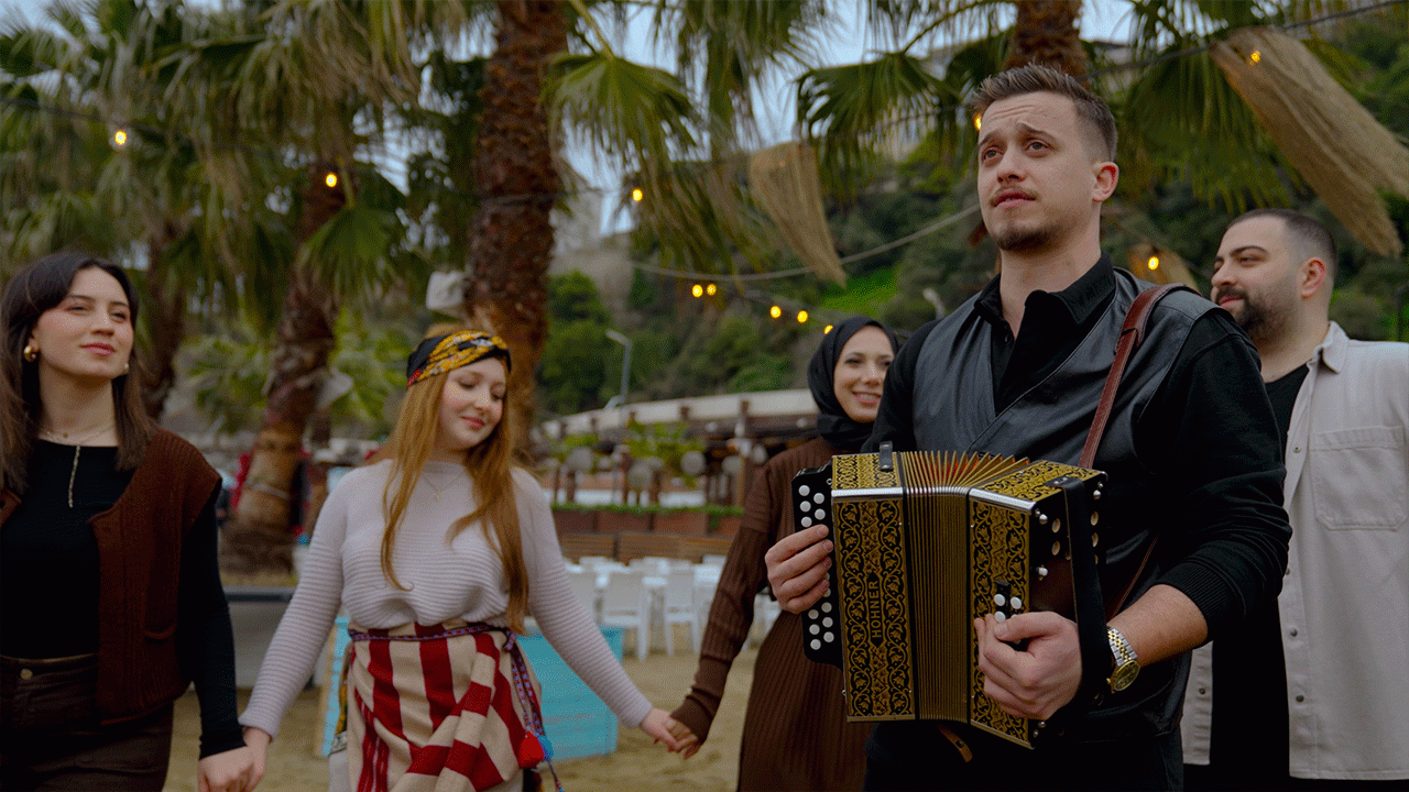 karadeniz-horonu-yeniden-yorumlandi