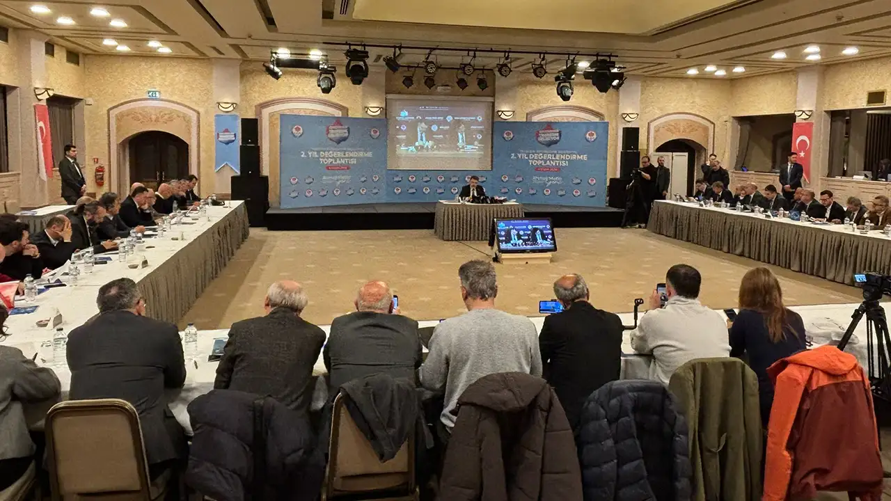 trabzonda-onemli-toplanti-baskan-genc-2-yilini-degerlendiriyor