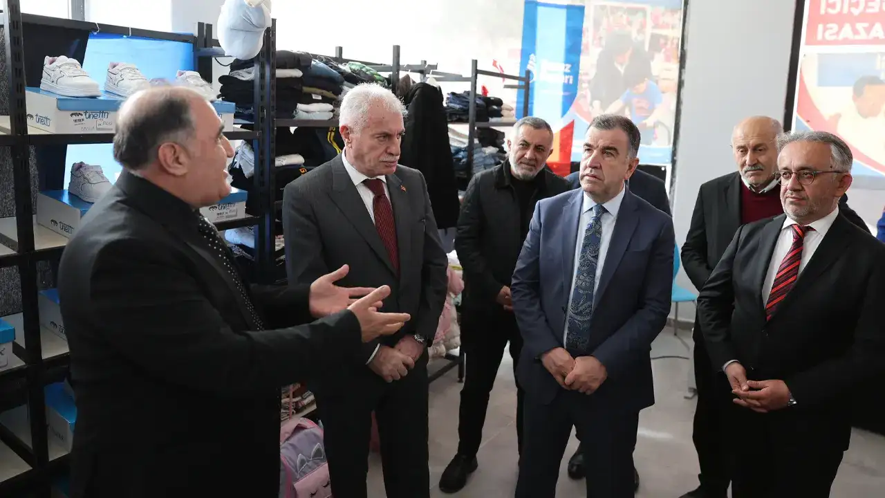 bayburtta-ihtiyac-sahipleri-icin-giyim-magazasi-acildi