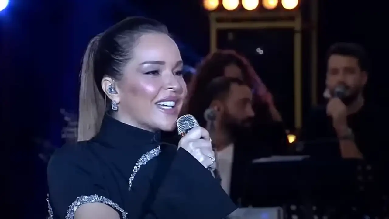 bengu-neden-gozaltina-alindi-sarkici-bengu-erden-kimdir