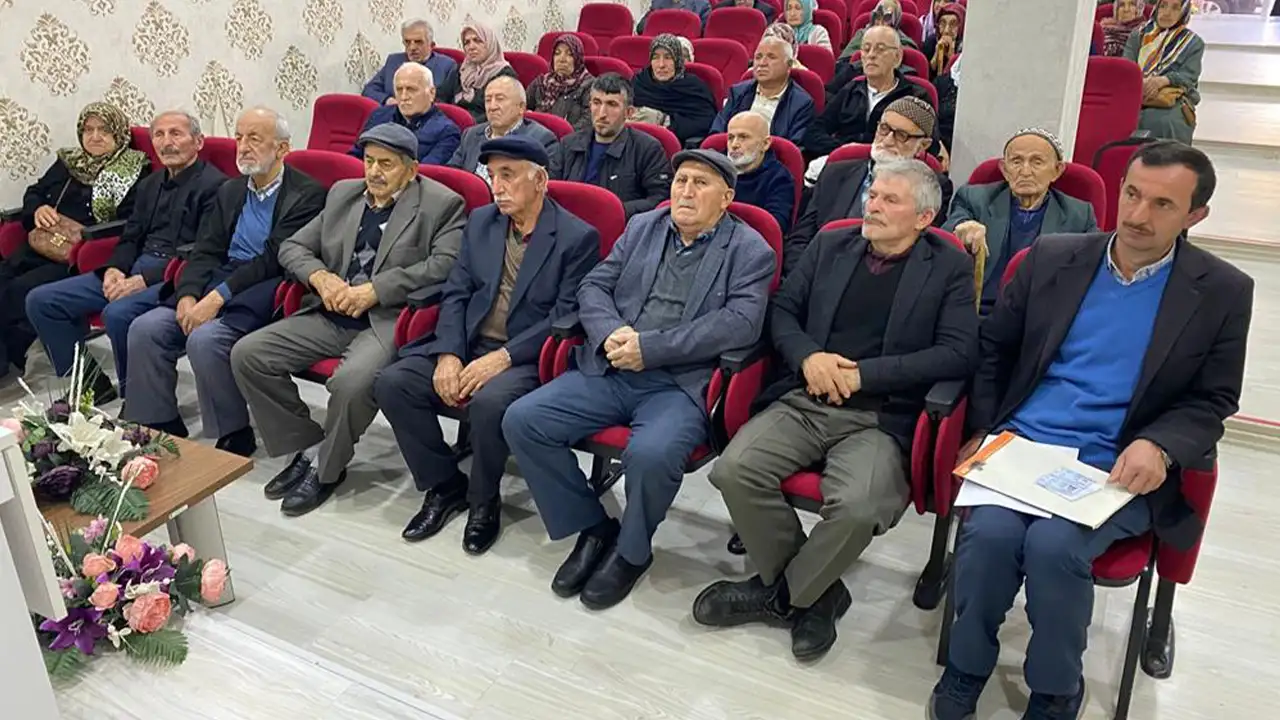 giresunda-3-baslikta-gundem-ogretmen-toplanti-ve-seminer