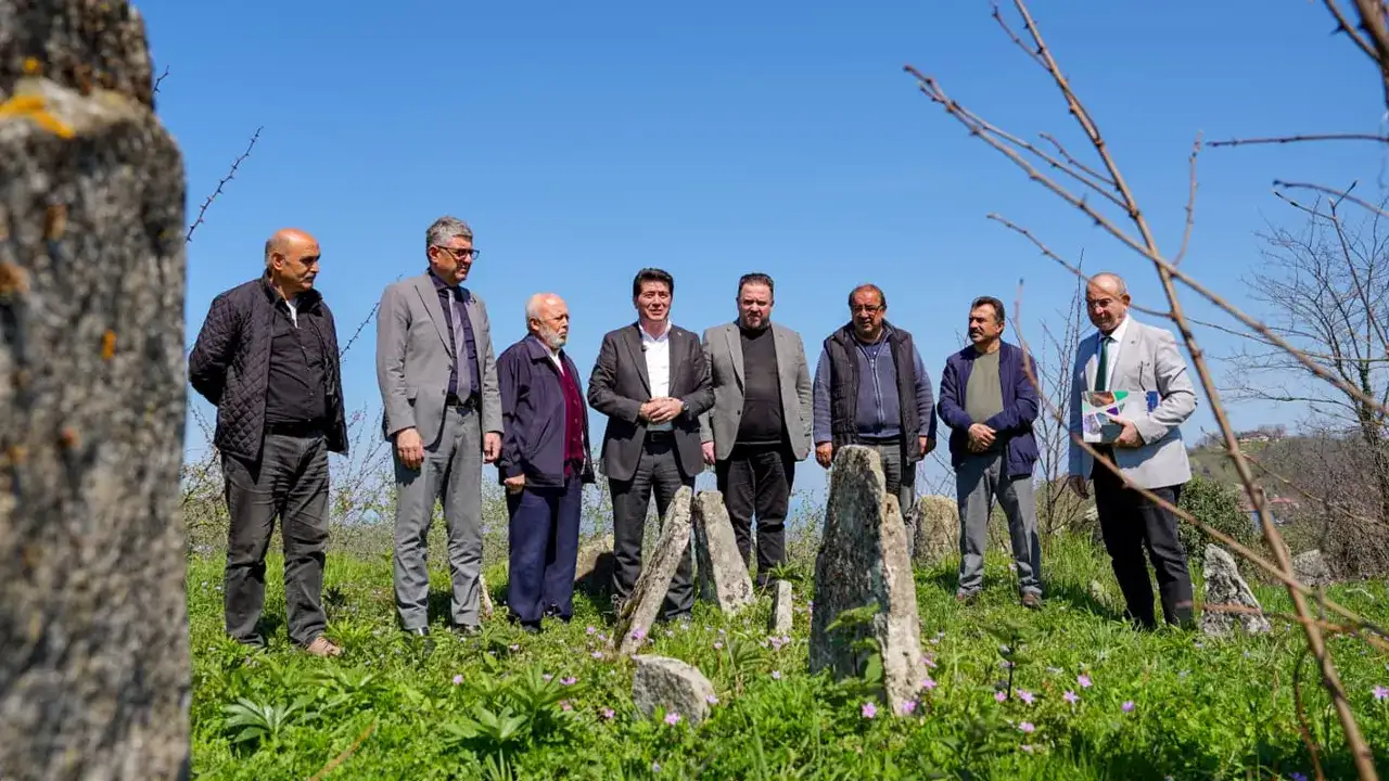 baskan-kayadan-trabzonlu-muhacirler-sehitligi-icin-cagri