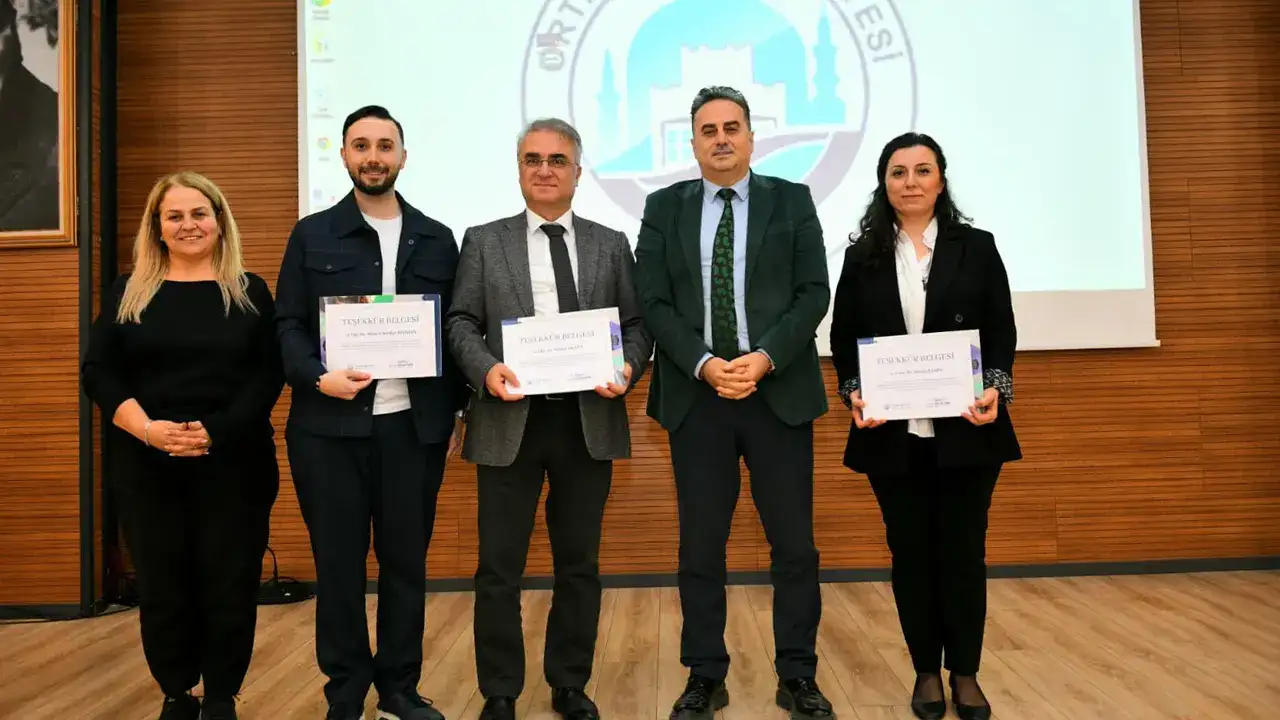 ortahisar-belediyesinden-dunya-saglik-gunune-ozel-panel