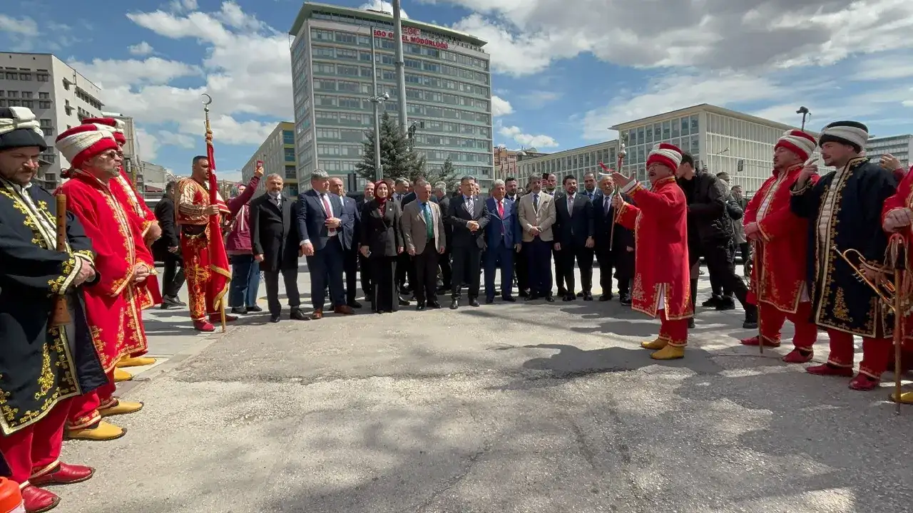 ankarada-trabzon-gunleri-basladi-yogun-katilim