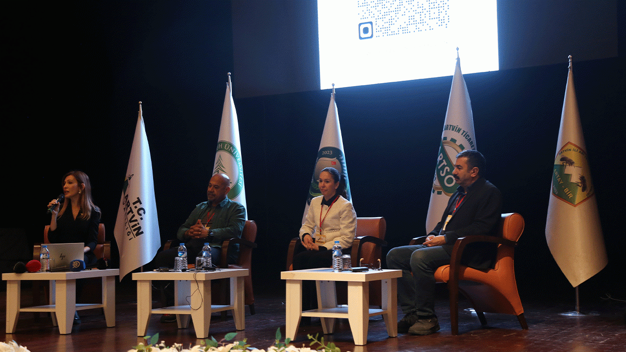 artvinde-bal-calistayi-duzenlendi