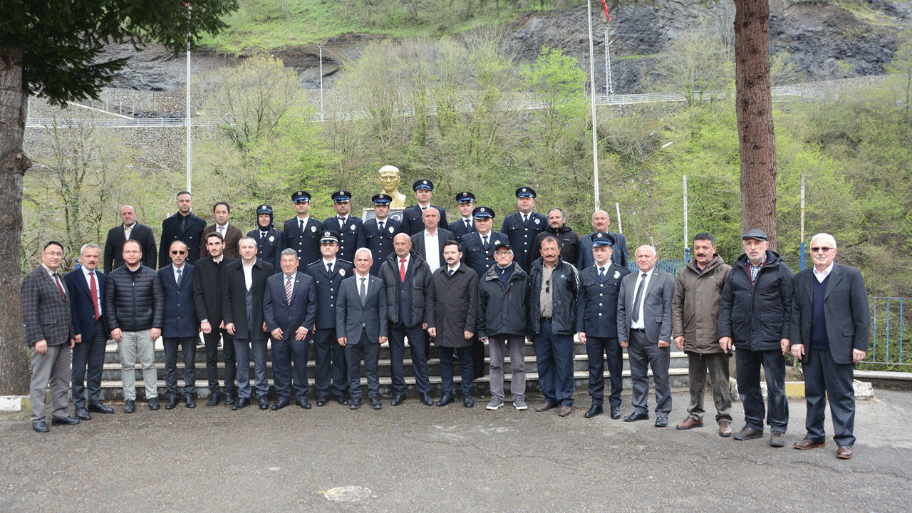 salpazarinda-turk-polis-teskilatinin-181