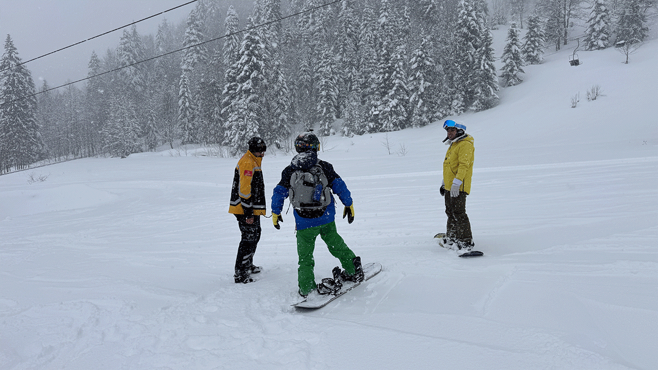 atabari-kayak-merkezi-nisanda-da-ziyaretcilerini-agirliyor