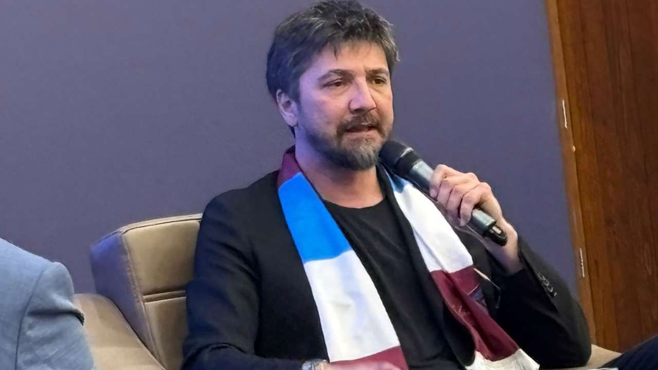 tolga-zenginden-trabzon-vurgusu-once-sehir-sonra-trabzonspor-trabzonluluk-kimliktir