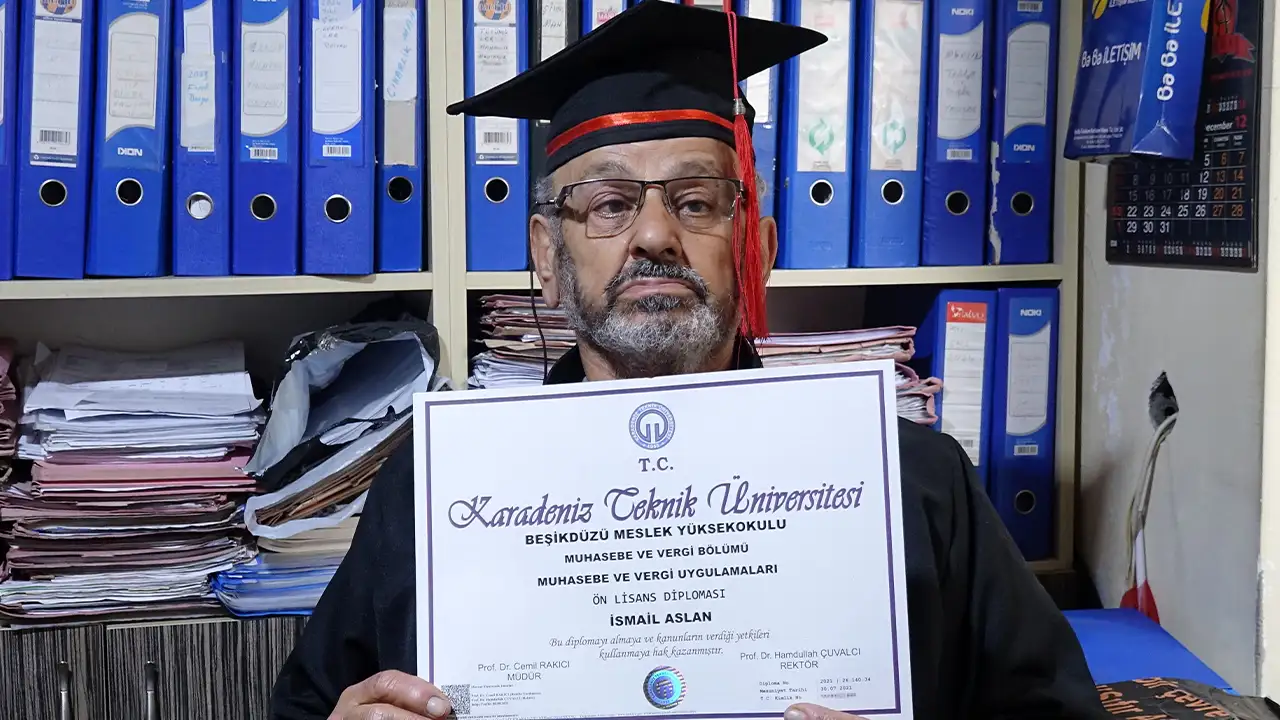 trabzonda-77-yasindaki-mezuna-ktu-rektorunden-ozel-davet