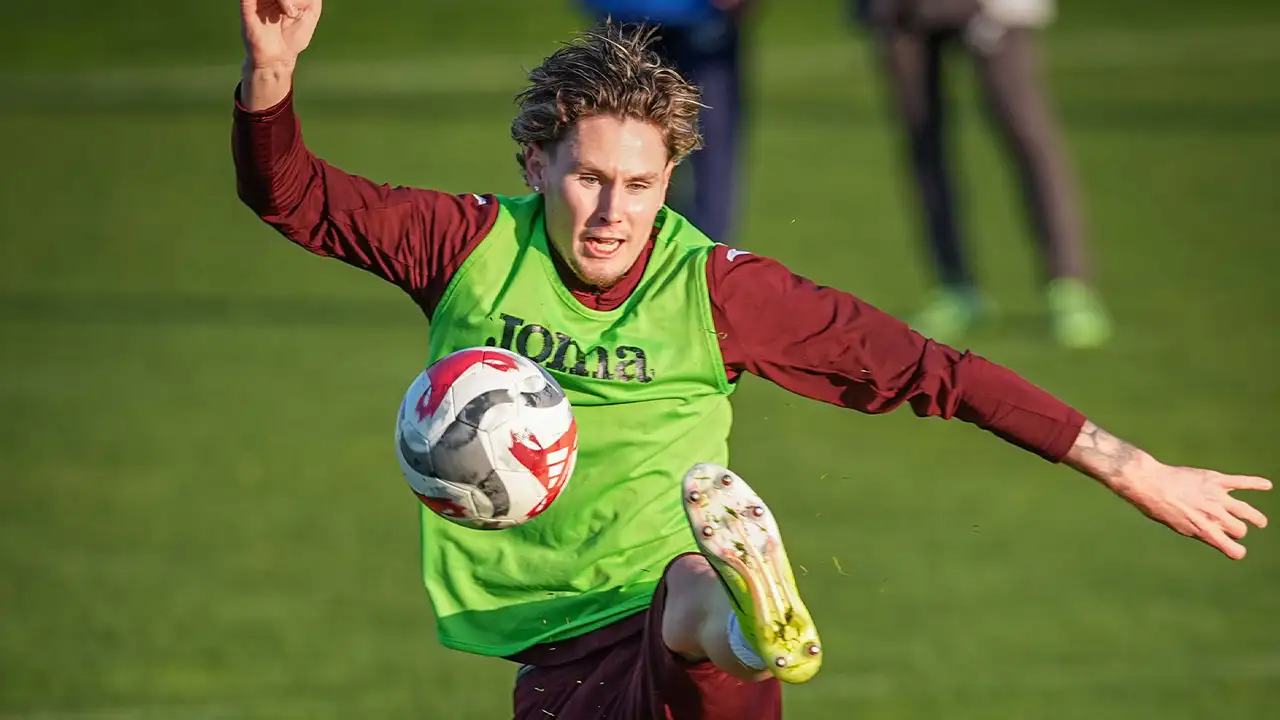 trabzonspor-istanbul-devlerine-karsi-govde-gosterisi-yapiyor