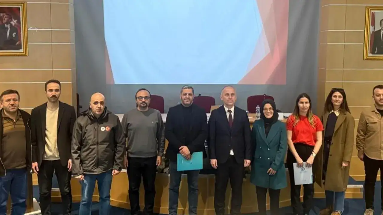 bayburt-universitesinde-gida-israfi-konusuldu