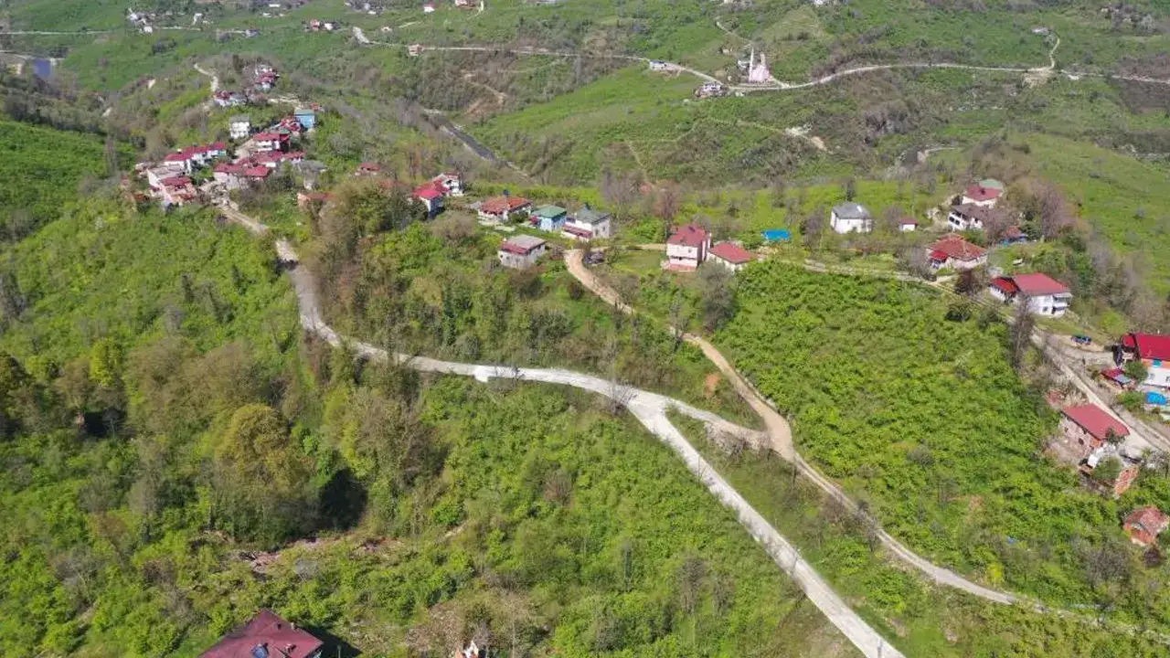 orduda-beton-yol-calismalari-suruyor