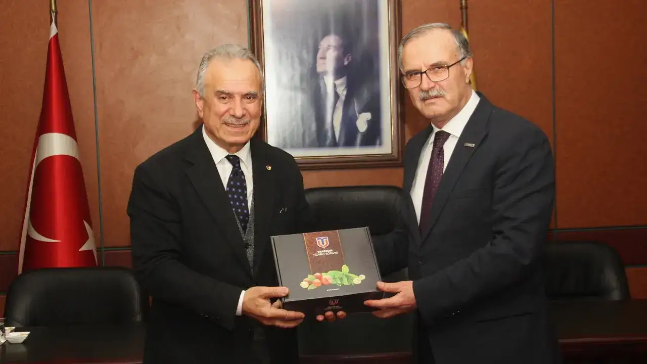 osbuk-heyeti-trabzon-ticaret-borsasini-ziyaret-etti