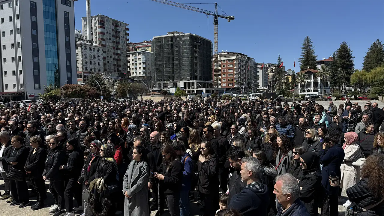 sanliurfadaki-okul-saldirisi-trabzon-ve-cevre-illerde-protesto-edildi