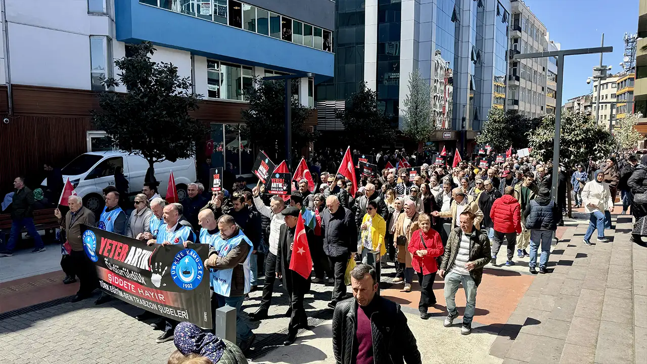 sanliurfadaki-okul-saldirisi-trabzon-ve-cevre-illerde-protesto-edildi