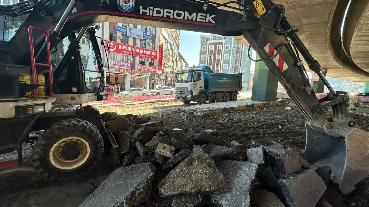 trabzonda-dolmuslar-sonrasi-karar-verildi-o-bolge-sosyal-alana-donusuyor