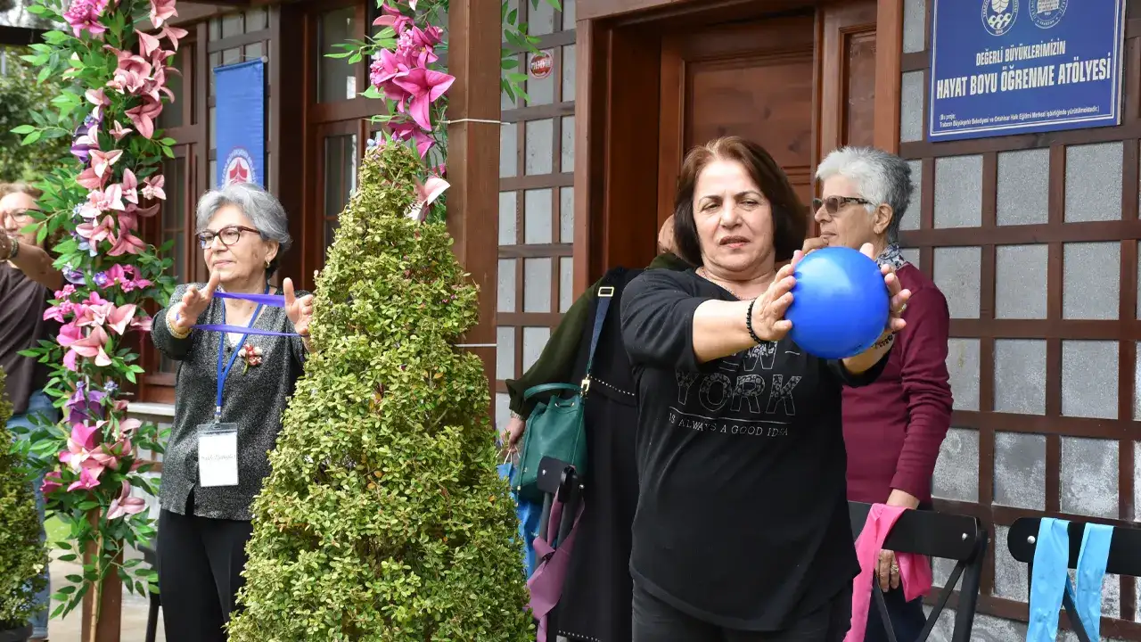 trabzonda-65-yas-ustu-kadinlar-icin-ornek-proje-hayat-boyu-ogreniyorlar