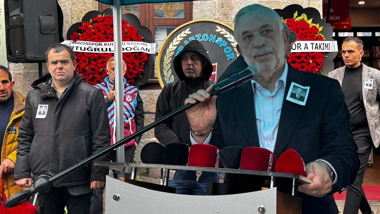 atay-aktug-icin-trabzon-buyuksehir-belediyesinde-toren-duzenlendi