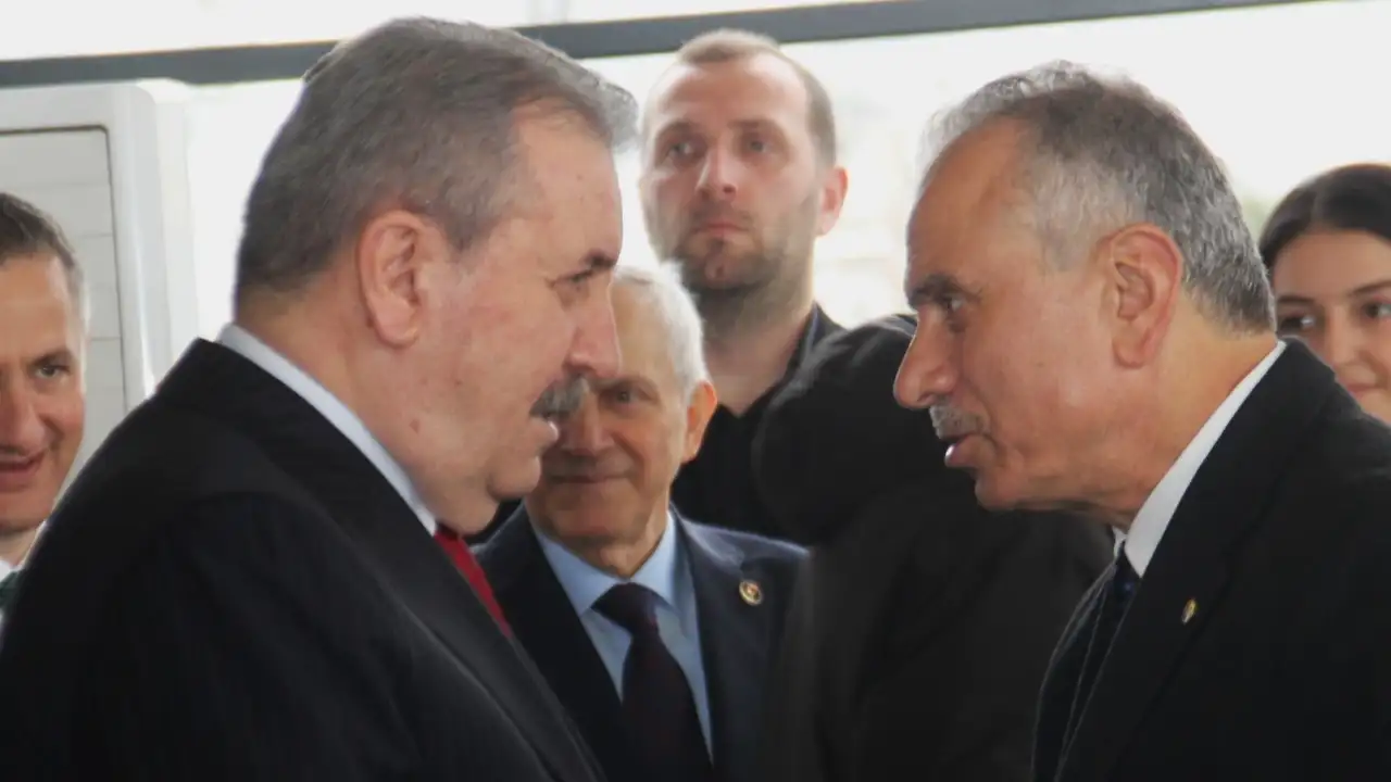 mustafa-desticiden-trabzonda-findik-aciklamasi-arazilerin-bolunmesi-uretimi-olumsuz-etkiliyor