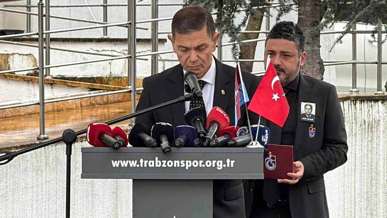 trabzonsporun-unutulmaz-ismi-atay-aktug-icin-veda-toreni-duzenlendi