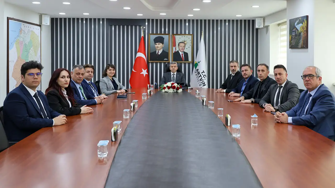 artvinde-turizm-haftasi-ziyareti-vali-ergunden-mesaj